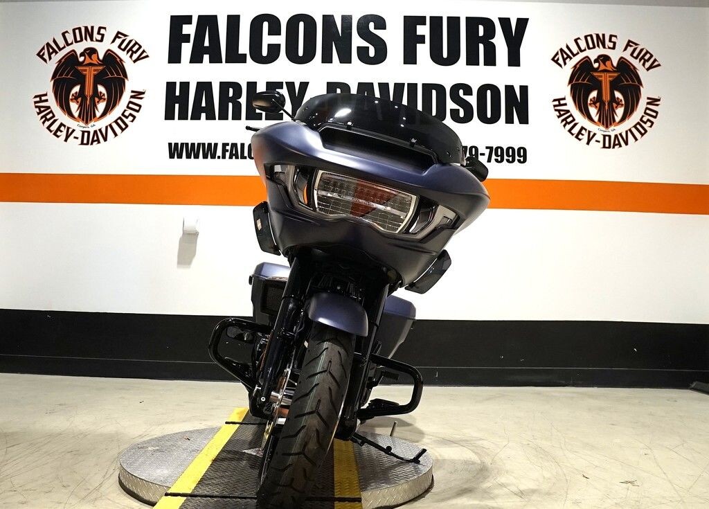 FLTRX 2025 Road Glide - Photo 9
