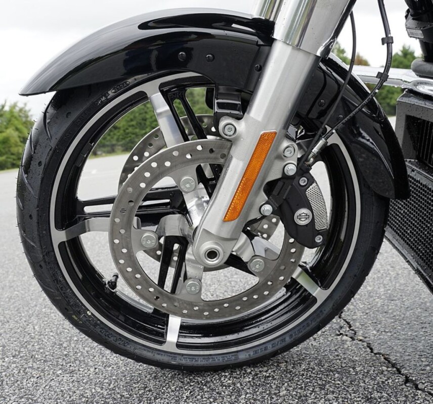 FLTRX 2025 Road Glide - Photo 4