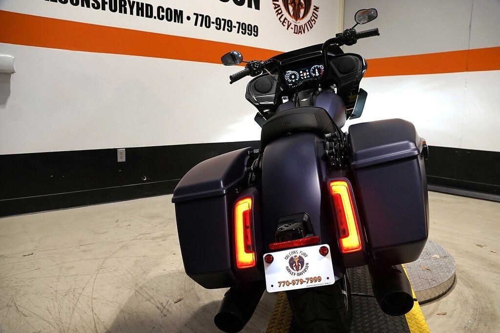 FLTRX 2025 Road Glide - Photo 6