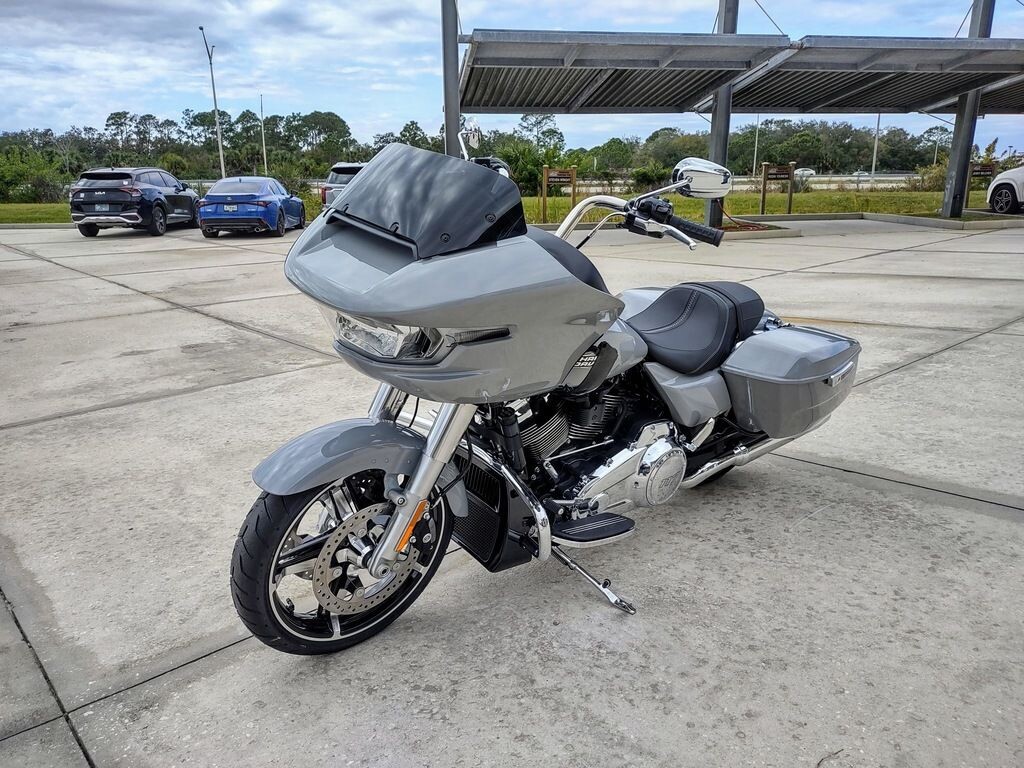 Road Glide - Photo 9