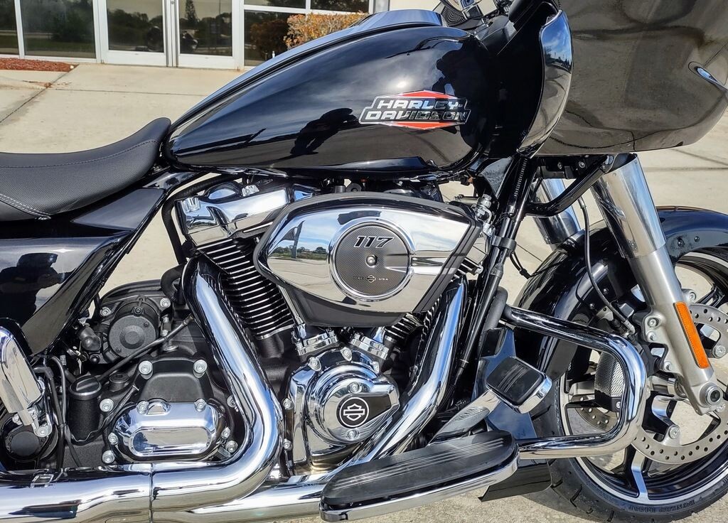 Road Glide - Photo 3