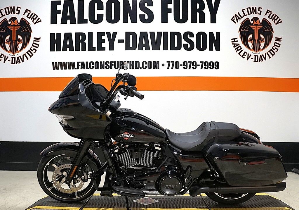 FLTRX 2025 Road Glide - Photo 10