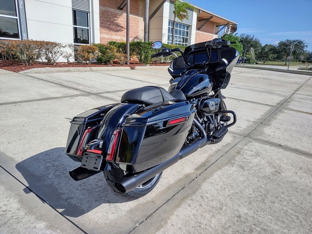 Road Glide - Photo 4