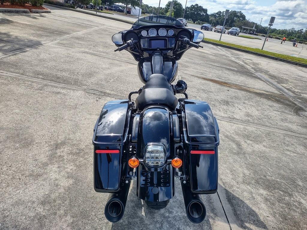 Street Glide ST - Photo 4