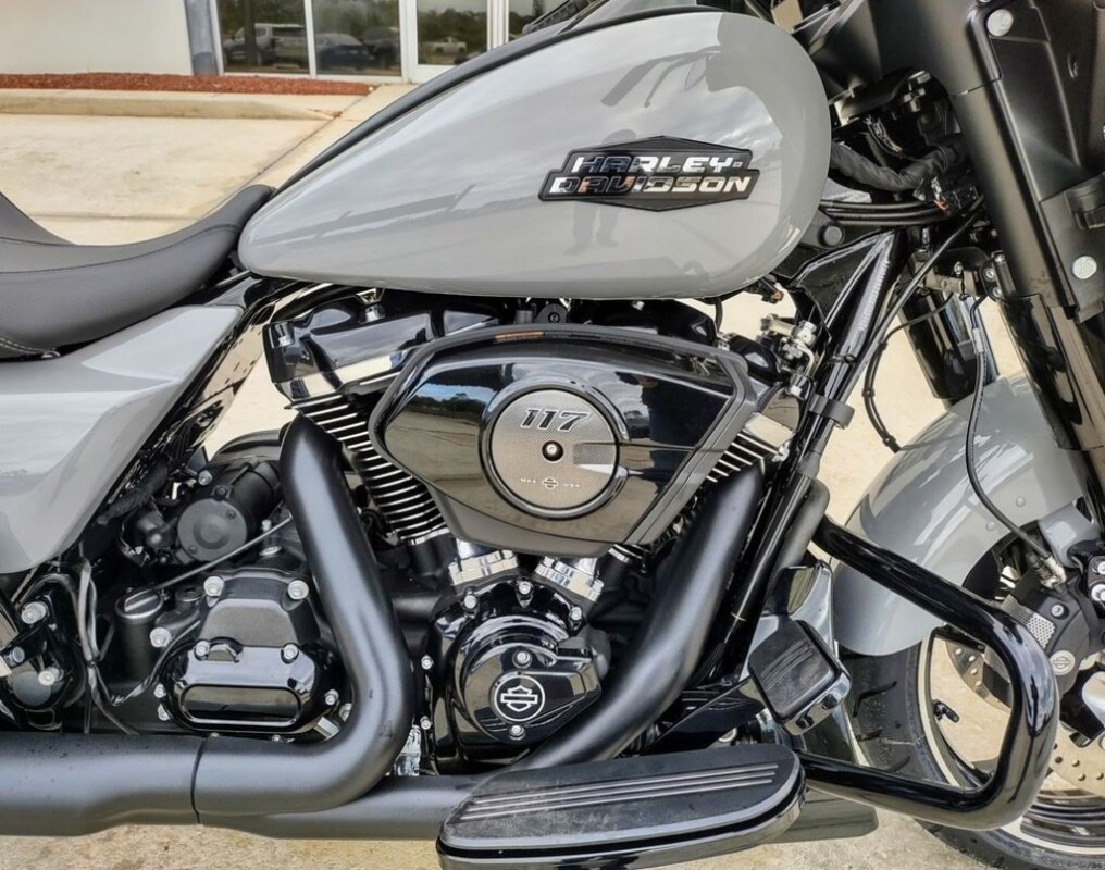 Street Glide - Photo 3