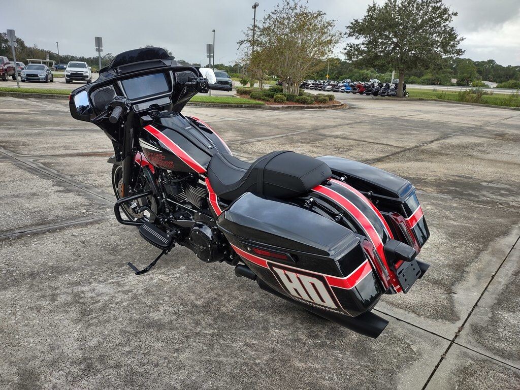 Street Glide - Photo 7