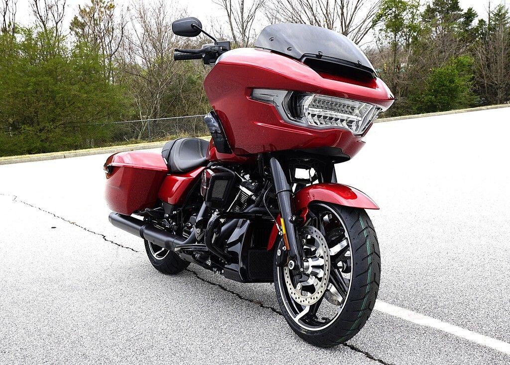 FLTRX 2025 Road Glide - Photo 8