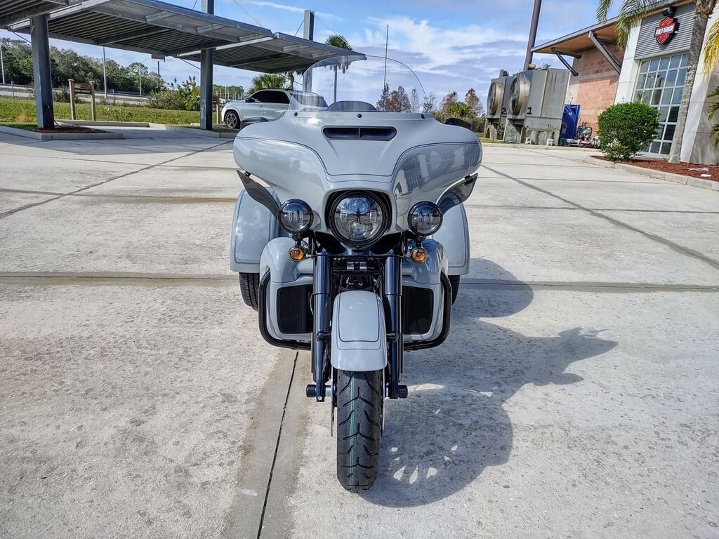 Tri Glide Ultra - Photo 10