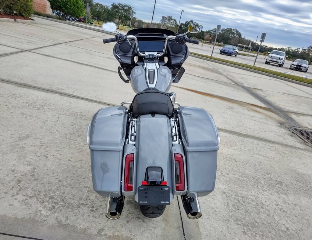 Road Glide - Photo 5