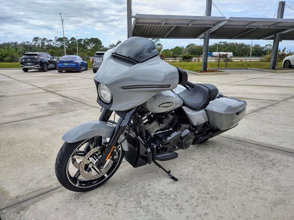 Street Glide - Photo 9