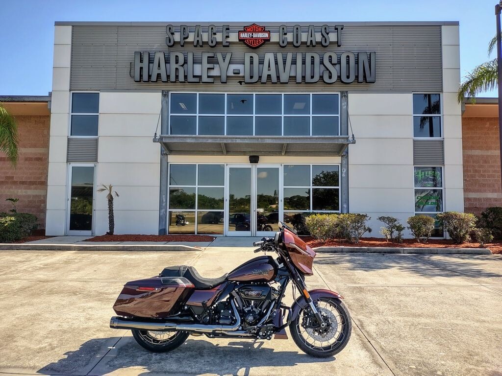 CVO Street Glide - Photo 9