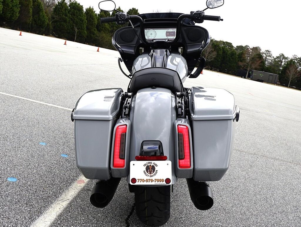 FLTRX 2025 Road Glide - Photo 10