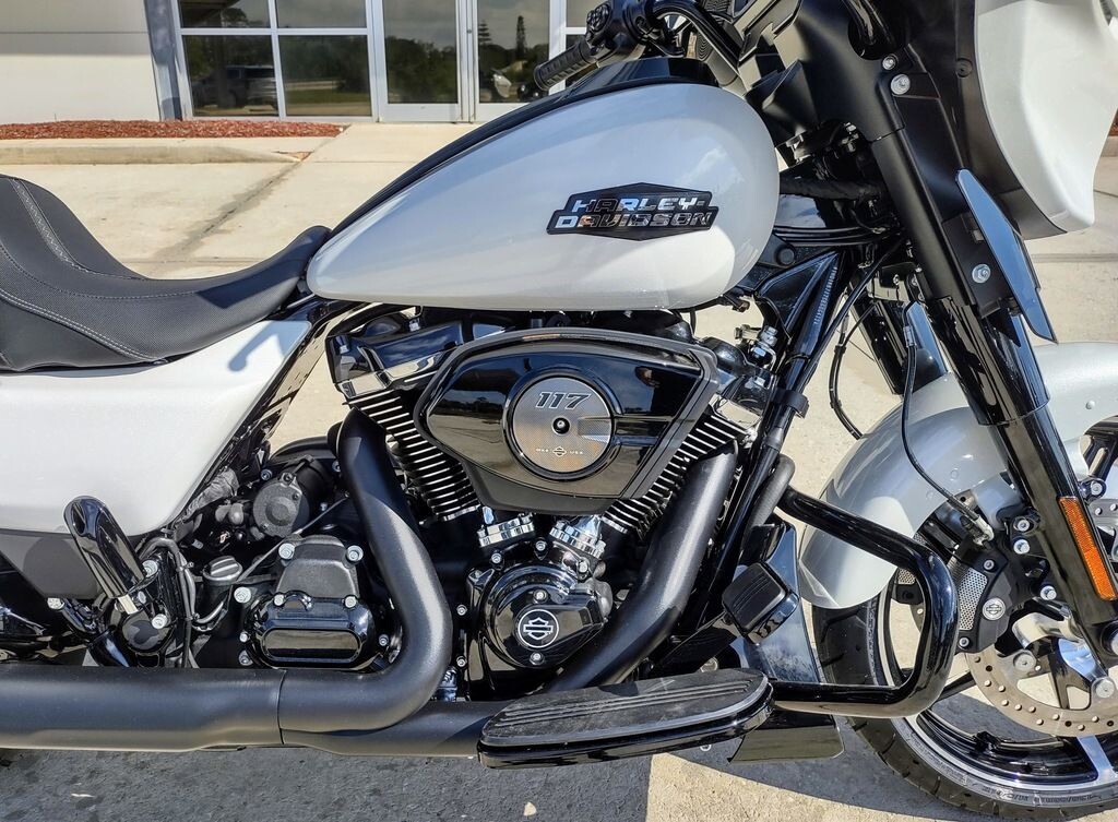 Street Glide - Photo 3