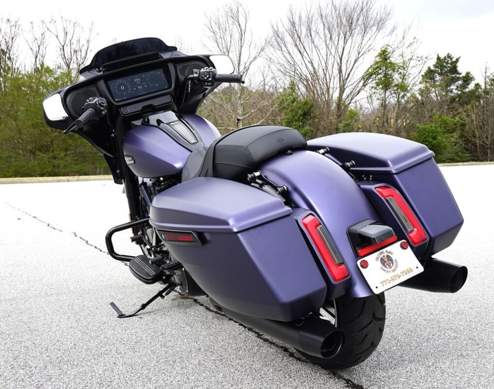 FLHX 2025 Street Glide - Photo 6