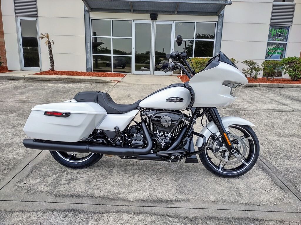 Road Glide - Photo 2