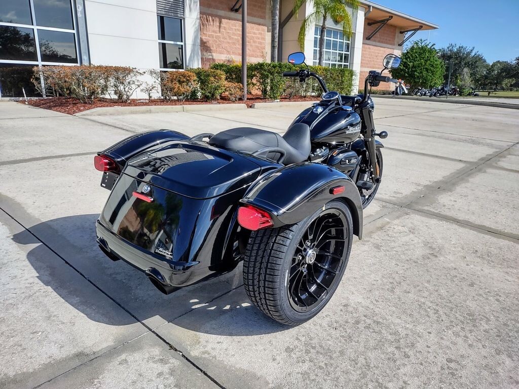 Freewheeler - Photo 4