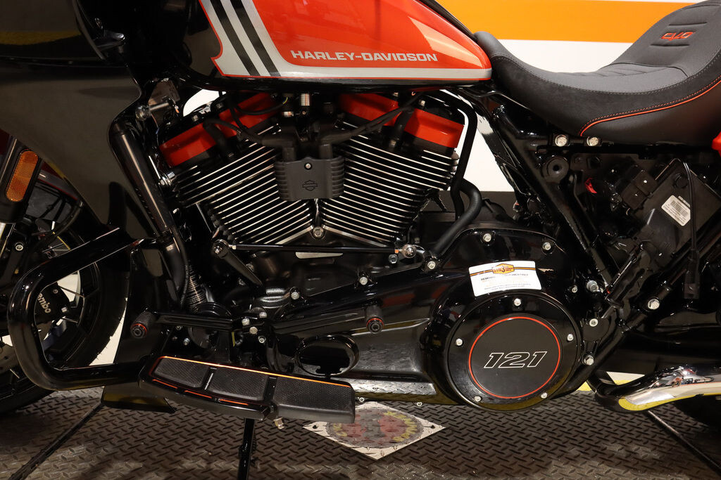 FLTRXSE 2024 CVO Road Glide - Photo 6