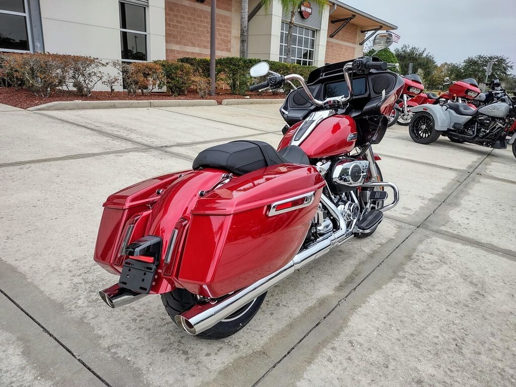 Road Glide - Photo 4