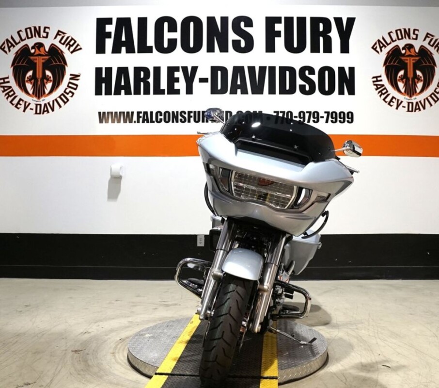 FLTRX 2025 Road Glide - Photo 6