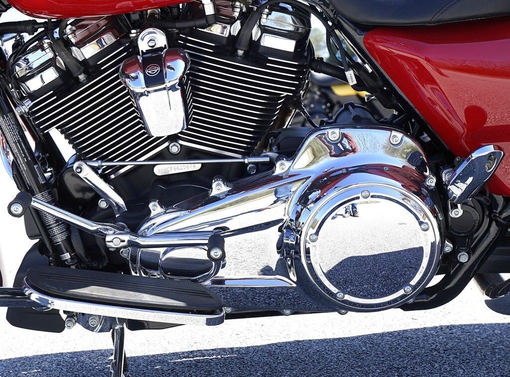 FLTRX 2023 Road Glide - Photo 7