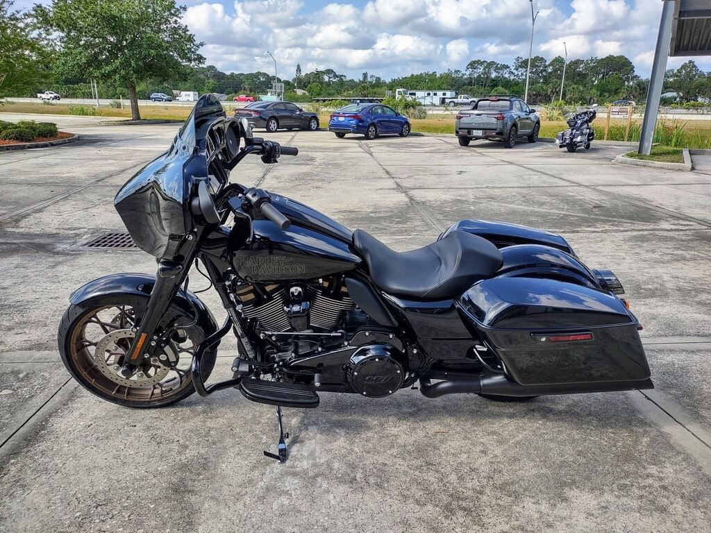 Street Glide ST - Photo 6