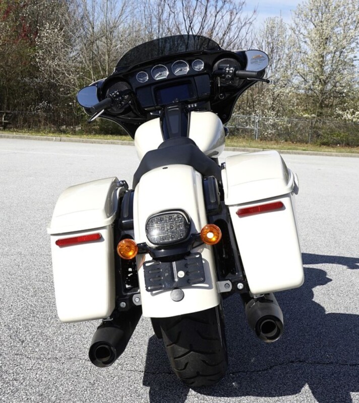 FLHXST 2023 Street Glide ST - Photo 6