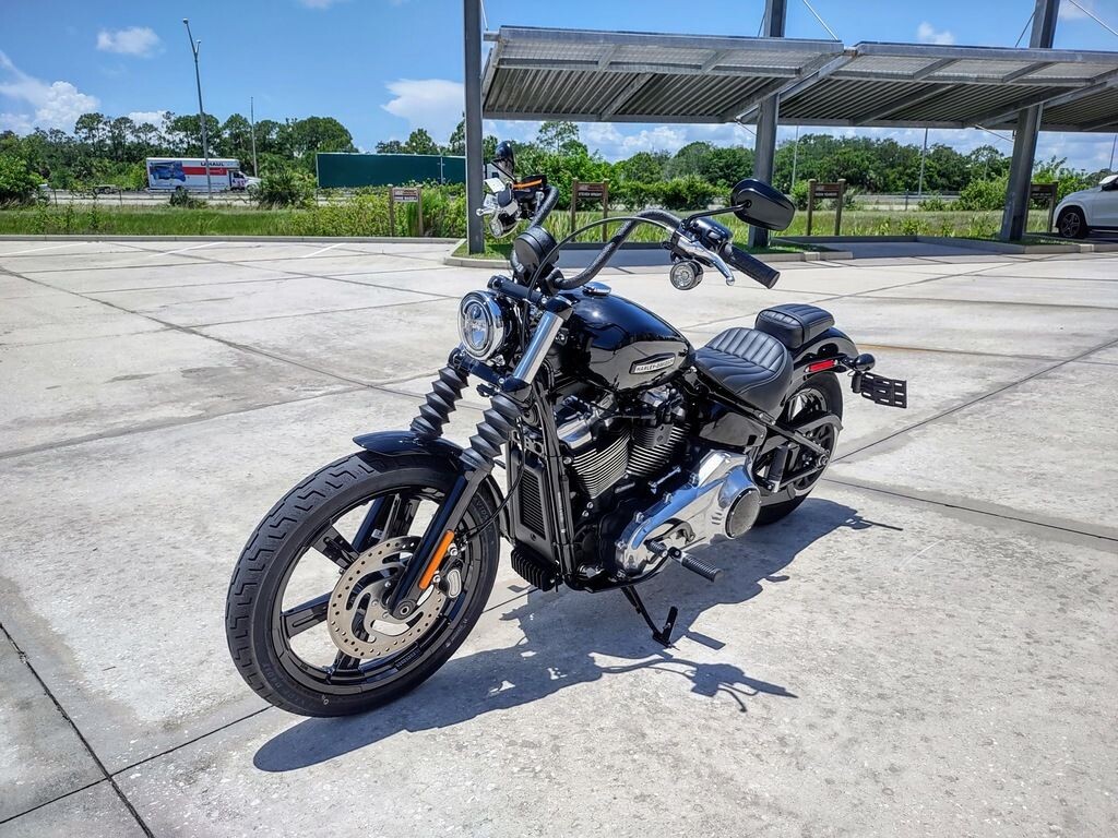 Street Bob - Photo 9