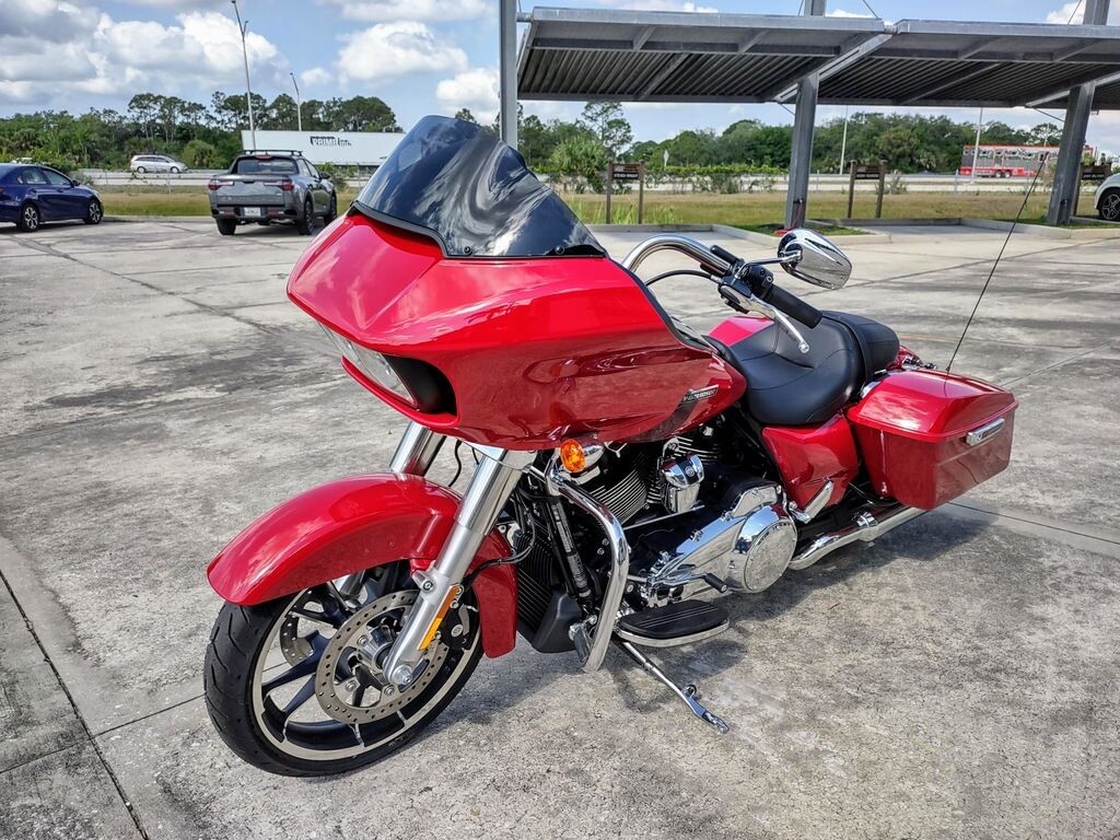 Road Glide - Photo 6