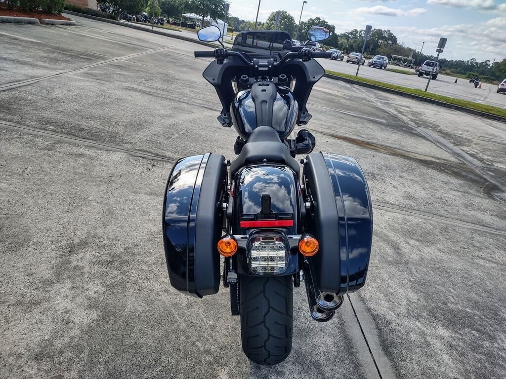 Low Rider ST - Photo 4
