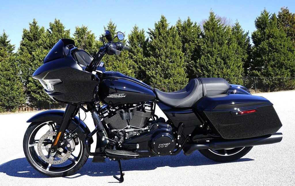 FLTRX 2025 Road Glide - Photo 6
