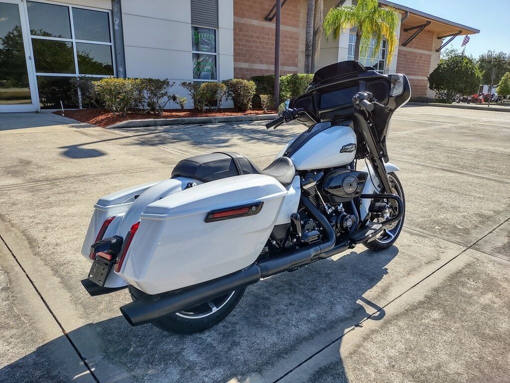 Street Glide - Photo 3
