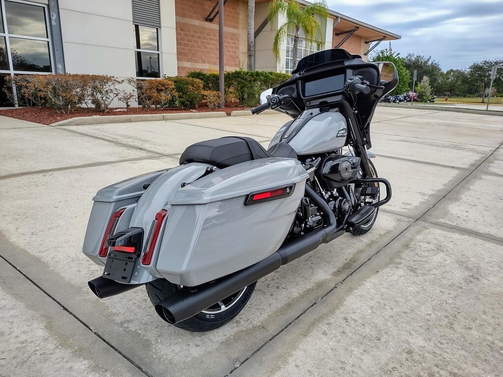 Street Glide - Photo 4