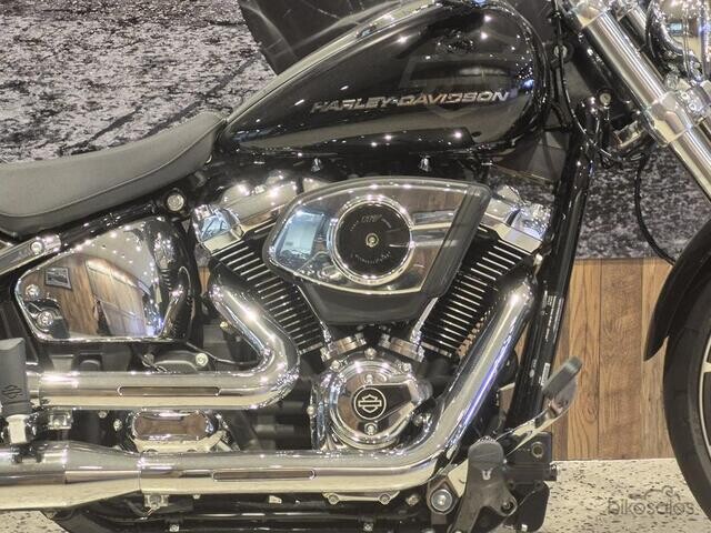 Harley-Davidson MY25 Harley-Davidson Softail Breakout 117 w