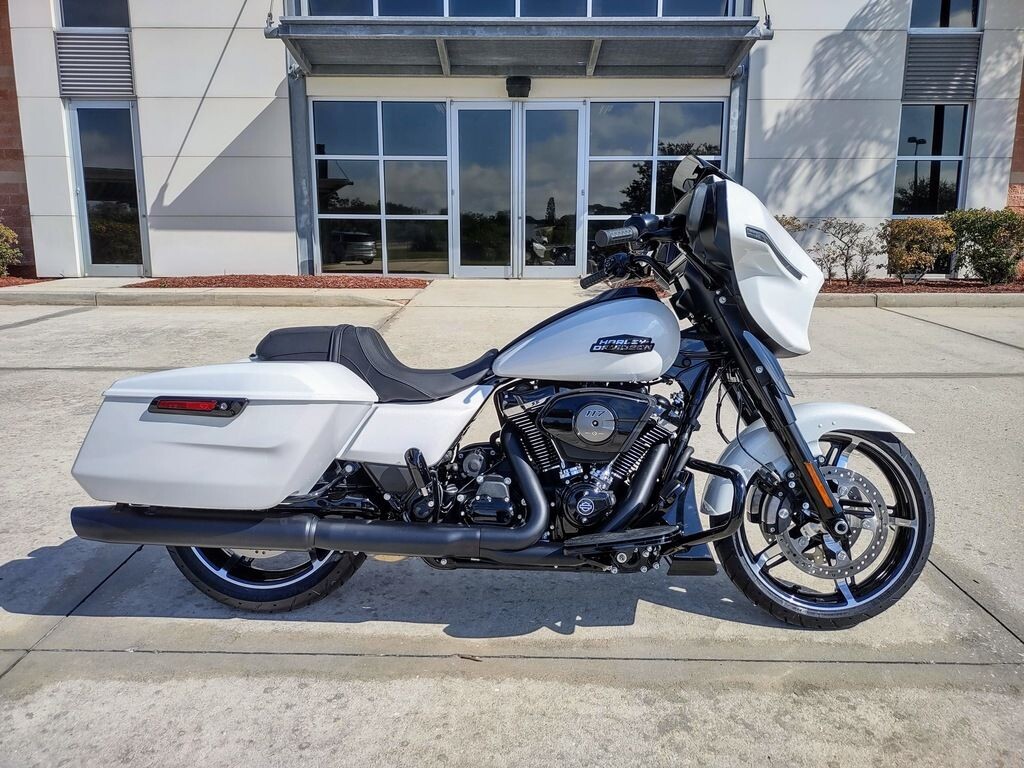 Street Glide - Photo 2