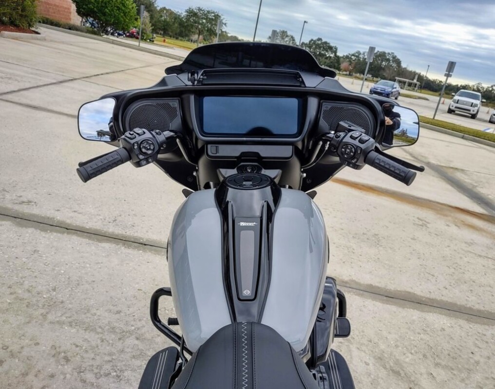 Street Glide - Photo 6