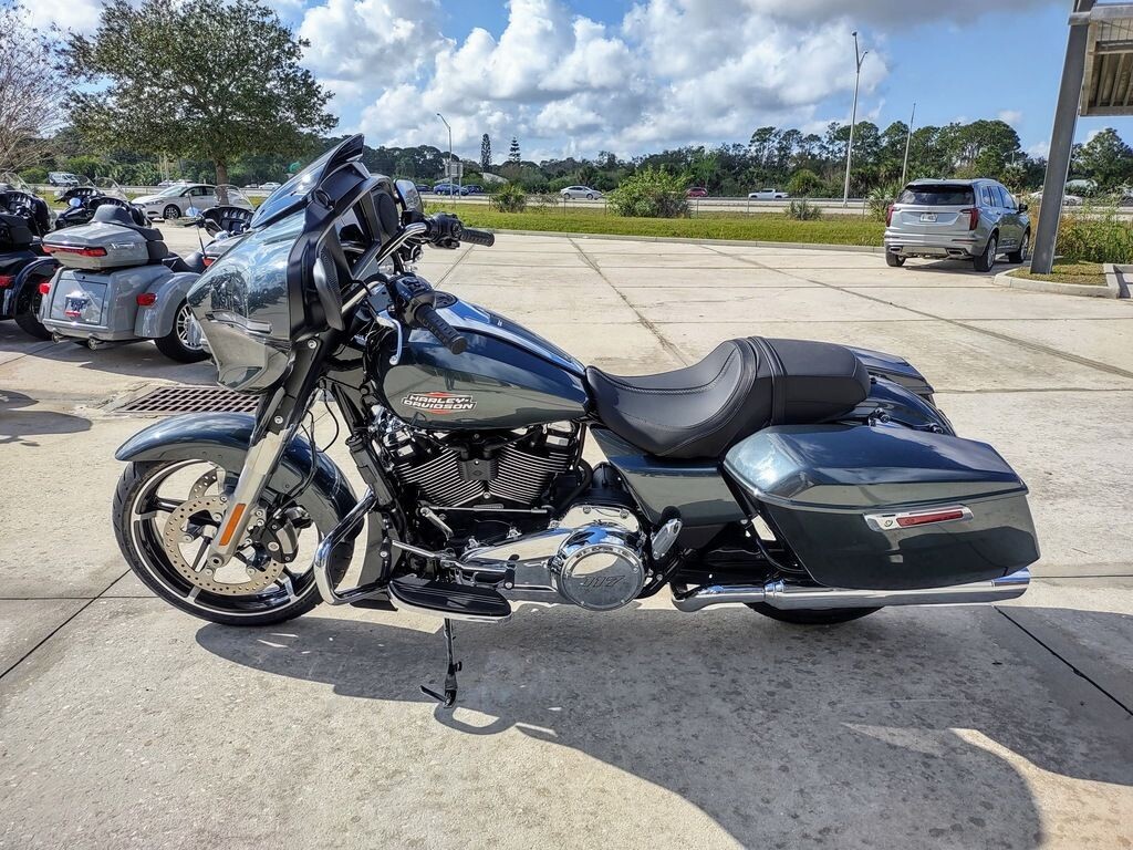 Street Glide - Photo 8