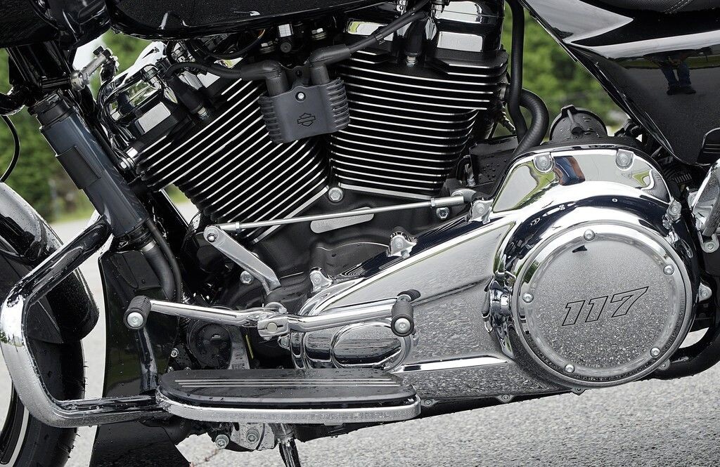 FLTRX 2025 Road Glide - Photo 5