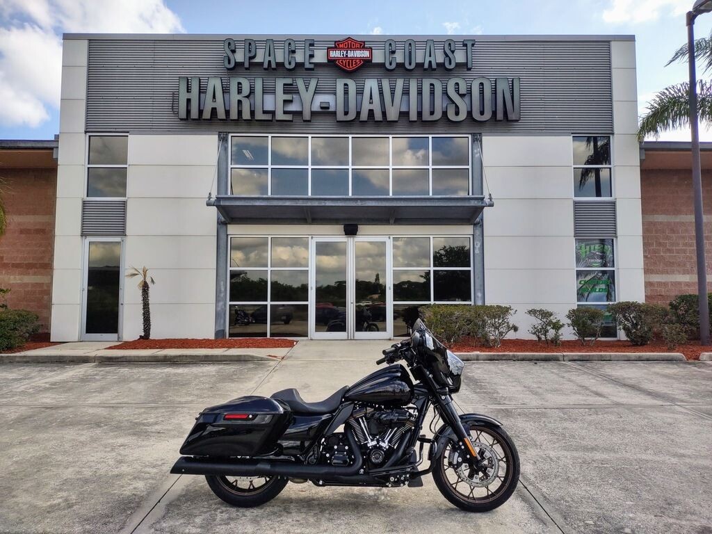 Street Glide ST - Photo 9