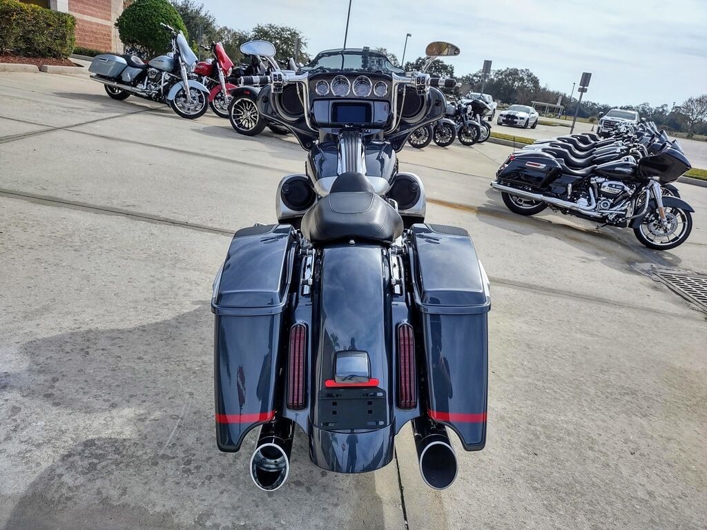 CVO Street Glide - Photo 5