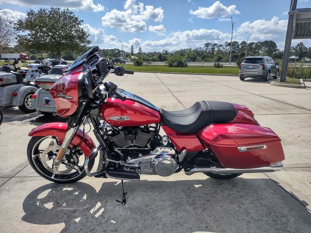 Street Glide - Photo 8