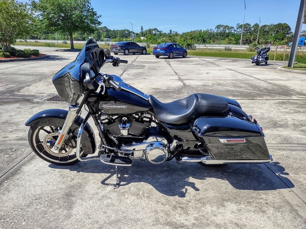 Street Glide - Photo 6