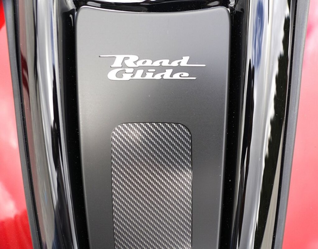 FLTRX 2025 Road Glide - Photo 6