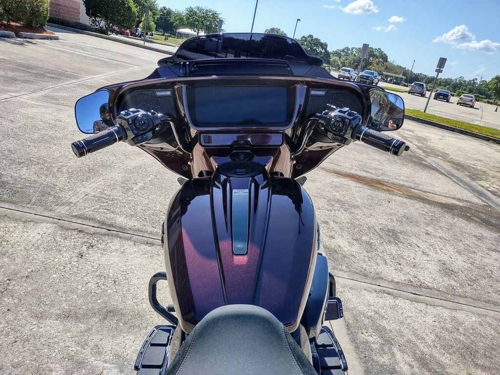 CVO Street Glide - Photo 5