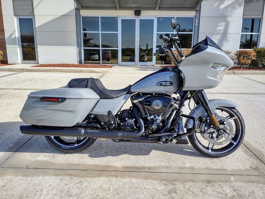 Road Glide - Photo 2