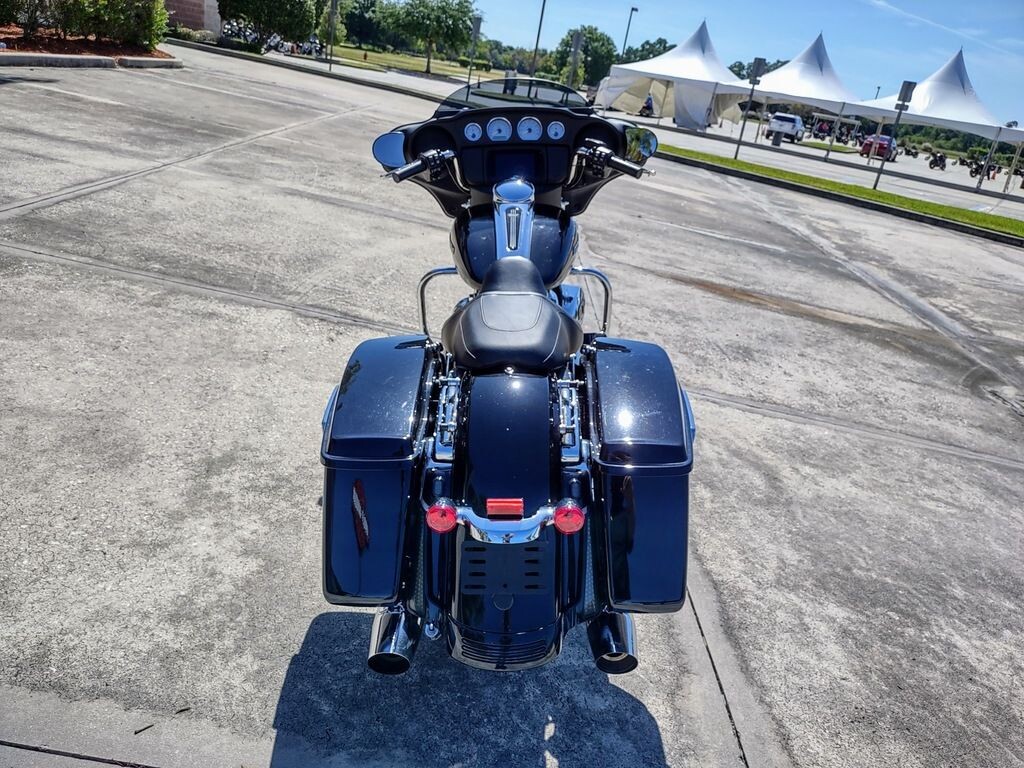 Street Glide - Photo 4
