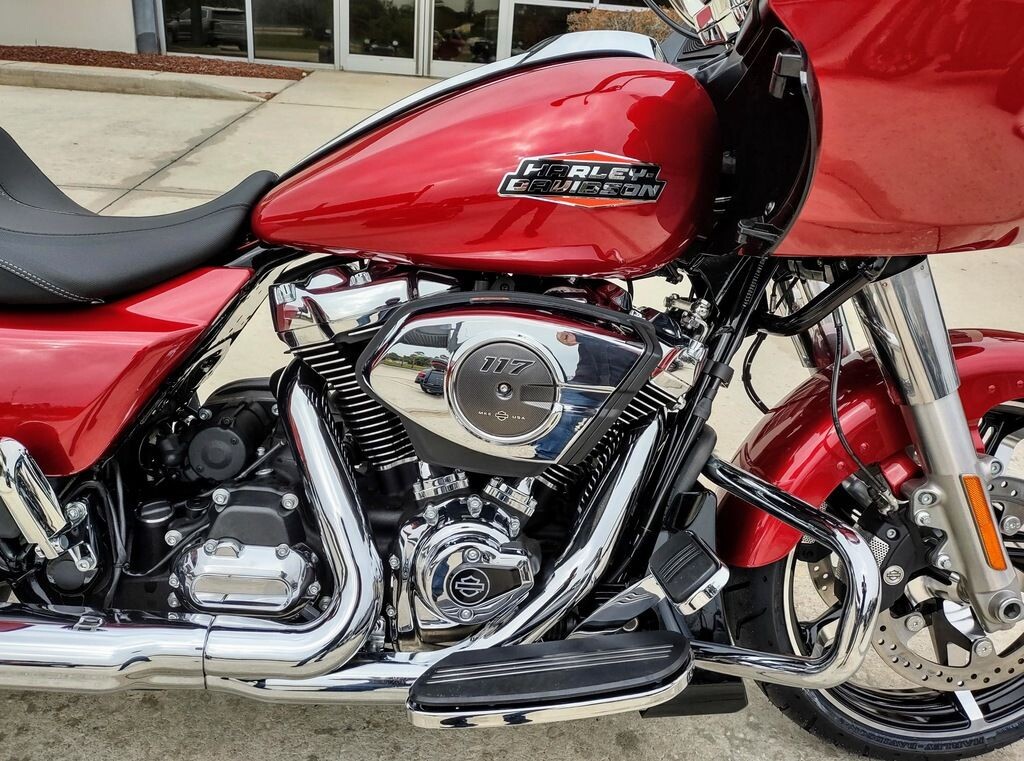 Road Glide - Photo 3