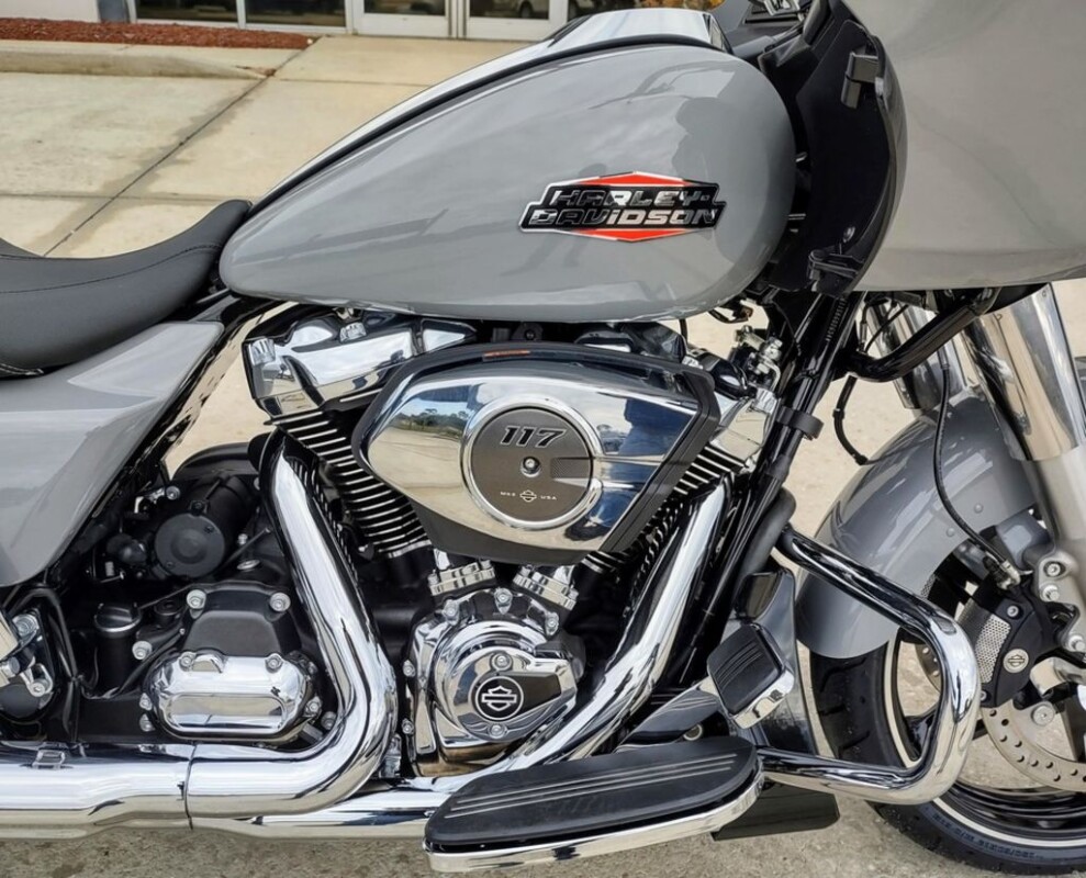 Road Glide - Photo 3