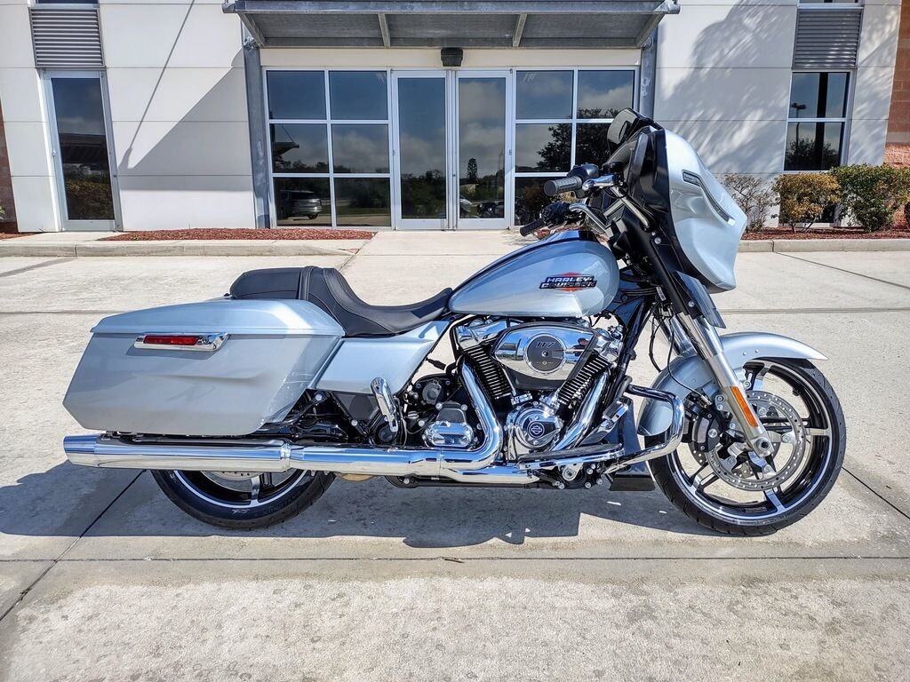 Street Glide - Photo 2
