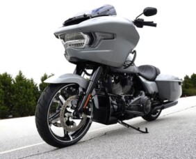 FLTRX 2025 Road Glide™ thumb 0