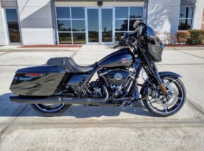 FLHX 2025 Street Glide™ thumb 3